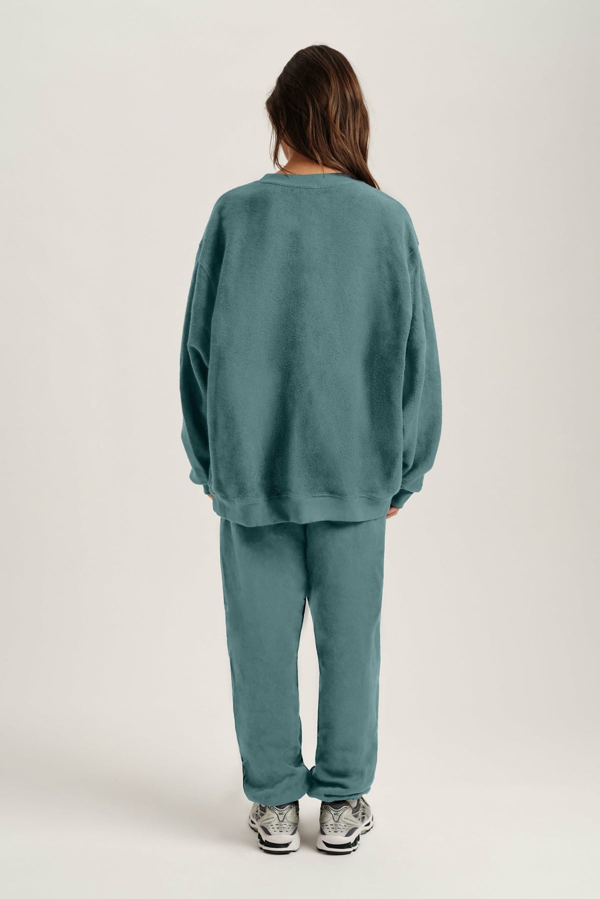 MIDWEIGHT SWEATS STAPLE LAYERED SWEATS - SYNC | SET ACTIVE Recommended