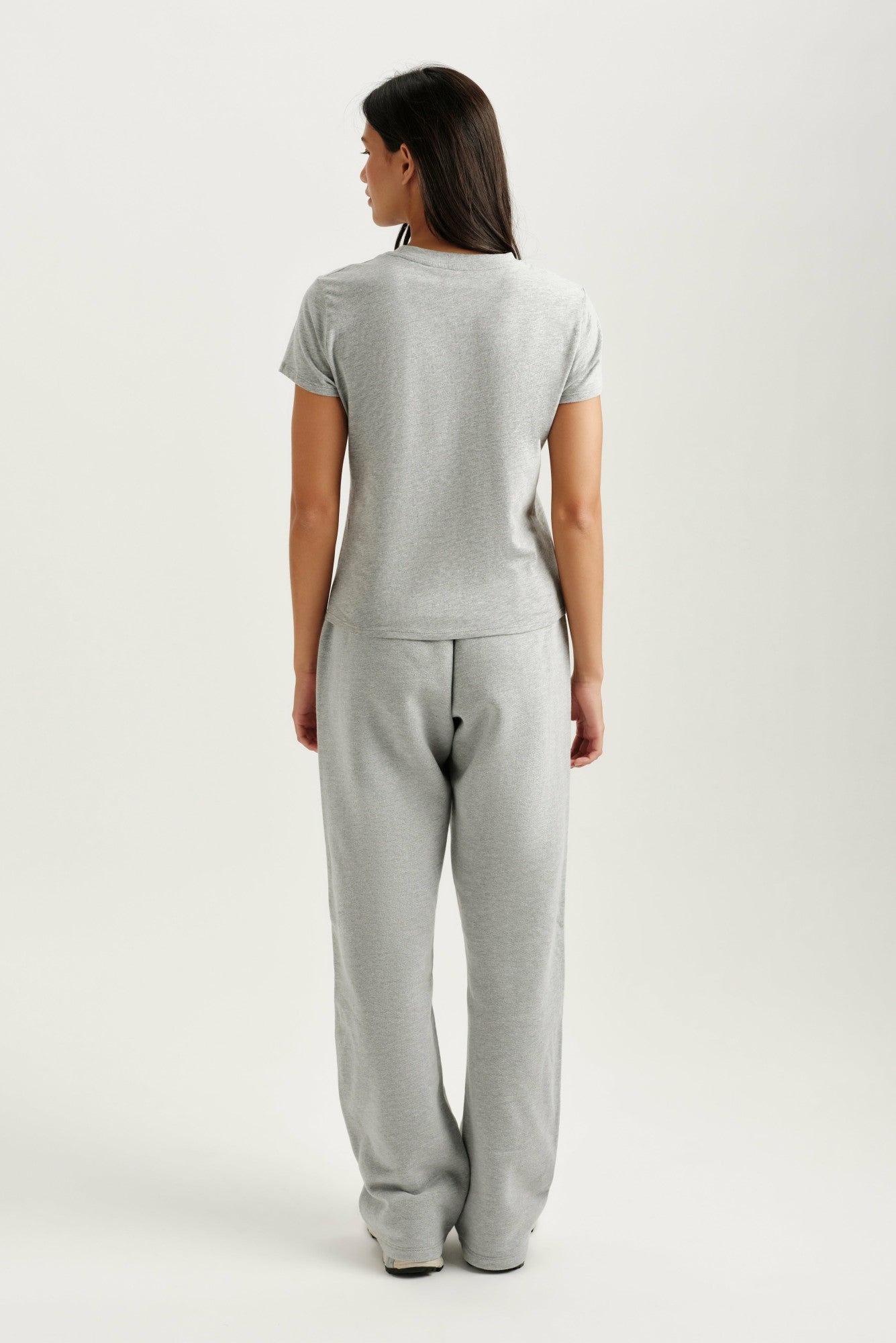 CLASSIC COTTON DAILY STAPLE POCKET TEE - FOG HEATHER GREY | SET ACTIVE Exclusive