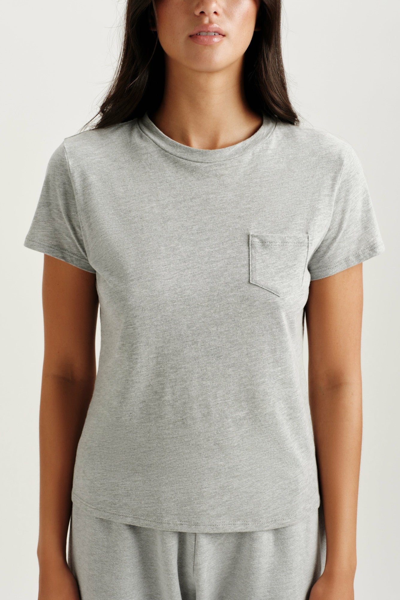 CLASSIC COTTON DAILY STAPLE POCKET TEE - FOG HEATHER GREY | SET ACTIVE Exclusive