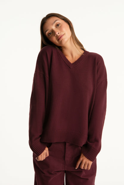 SET X PARKE COTTON V-NECK SWEATER - RHUBARB | SET ACTIVE Trending