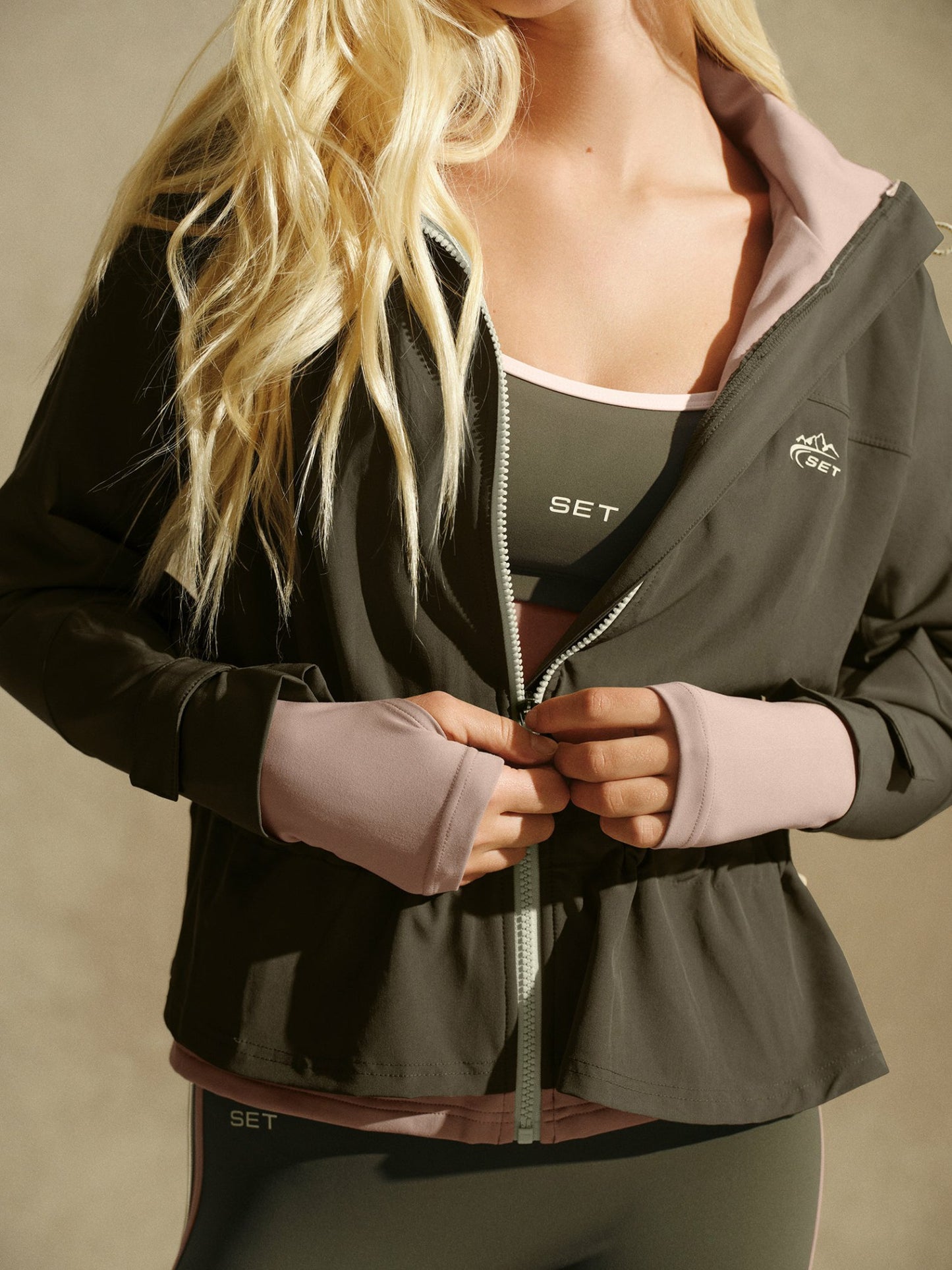 NYLON DUET CINCHED WINDBREAKER - SEDONA | SET ACTIVE Popular