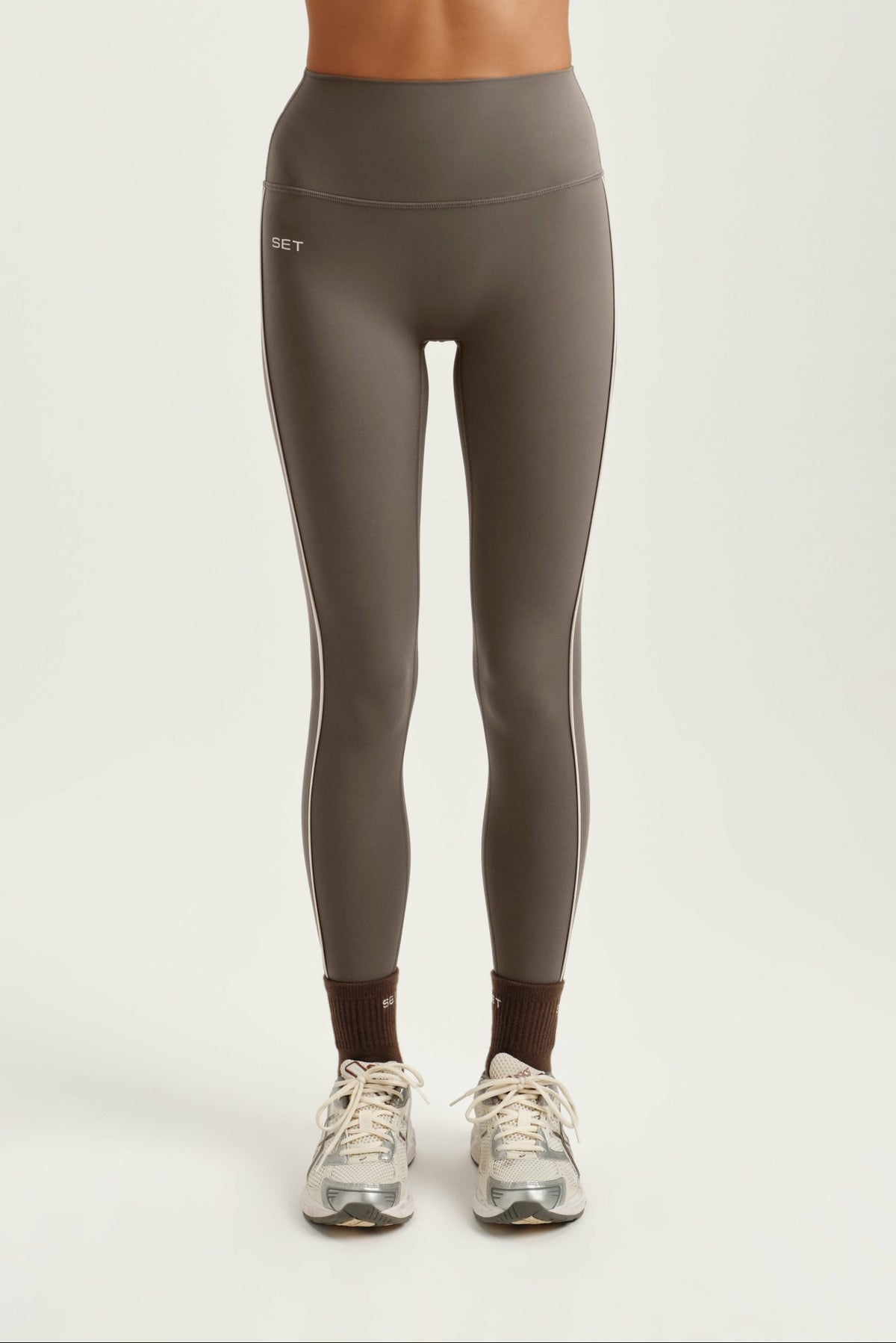 BREATHE 1.0 PIPE LEGGINGS - GRAIN | SET ACTIVE Trending