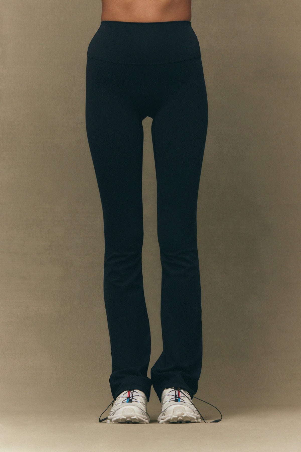 LUXFORM® LUX STRAIGHT HIGH-RISE LEGGINGS - ONYX | SET ACTIVE Exclusive