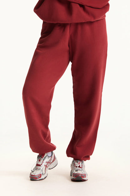 MIDWEIGHT SWEATS STAPLE OLD SCHOOL SWEATPANTS - SNAPPER | SET ACTIVE Signature