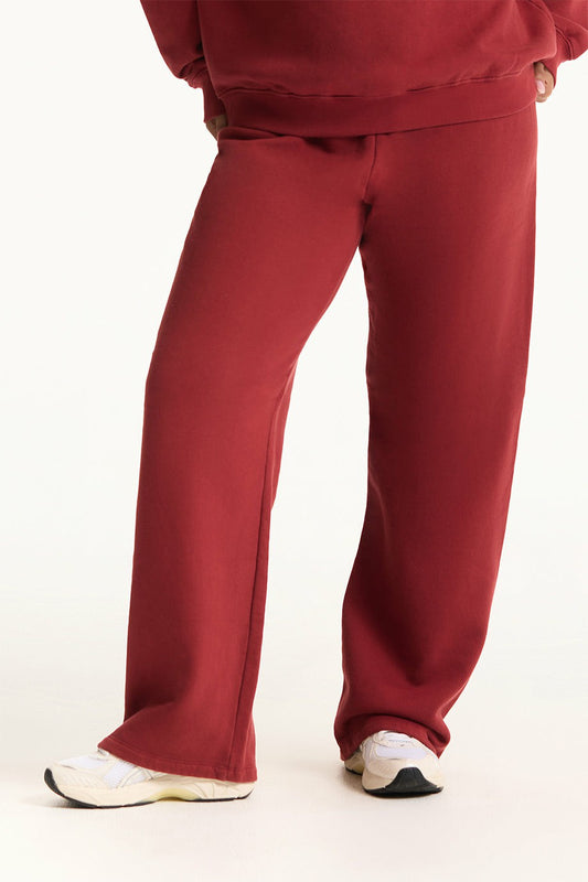 MIDWEIGHT SWEATS STAPLE STRAIGHT LEG SWEATPANTS - SNAPPER | SET ACTIVE Classic