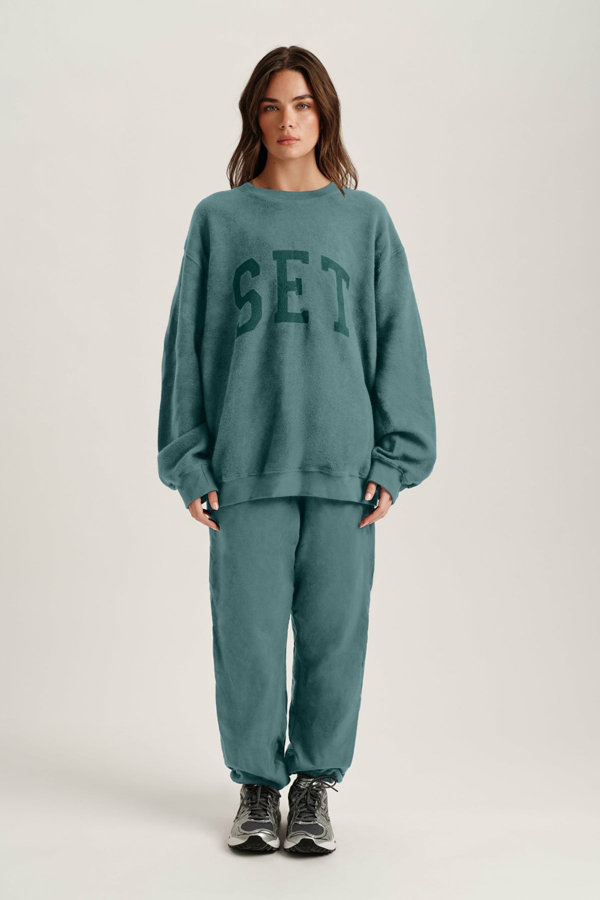 MIDWEIGHT SWEATS STAPLE LAYERED SWEATS - SYNC | SET ACTIVE Recommended