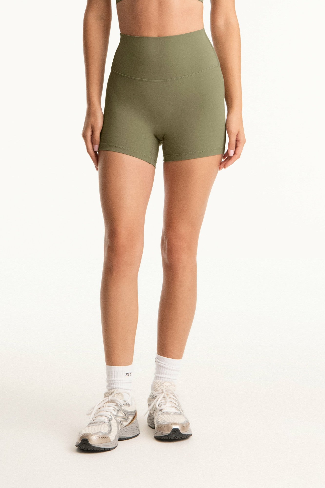 BREATHE 1.0 PARKE SHORTS - BEACHGRASS | SET ACTIVE Featured