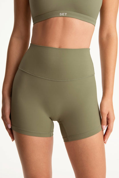 BREATHE 1.0 PARKE SHORTS - BEACHGRASS | SET ACTIVE Featured