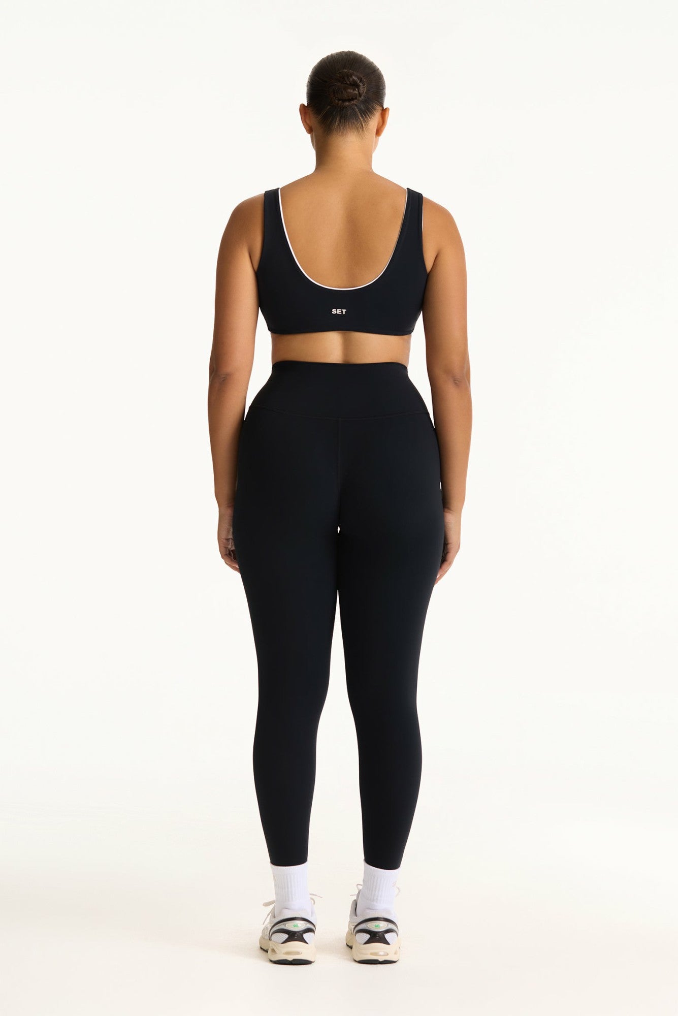 BREATHE 1.0 CONTRAST WRAP BRA - ORCA | SET ACTIVE Classic