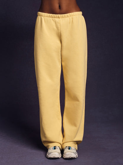 MIDWEIGHT SWEATS STAPLE STRAIGHT LEG SWEATPANTS - TAFFY | SET ACTIVE Recommended