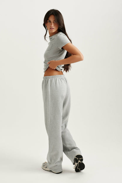 MIDWEIGHT SWEATS STAPLE STRAIGHT LEG SWEATPANTS - FOG HEATHER GREY | SET ACTIVE Signature