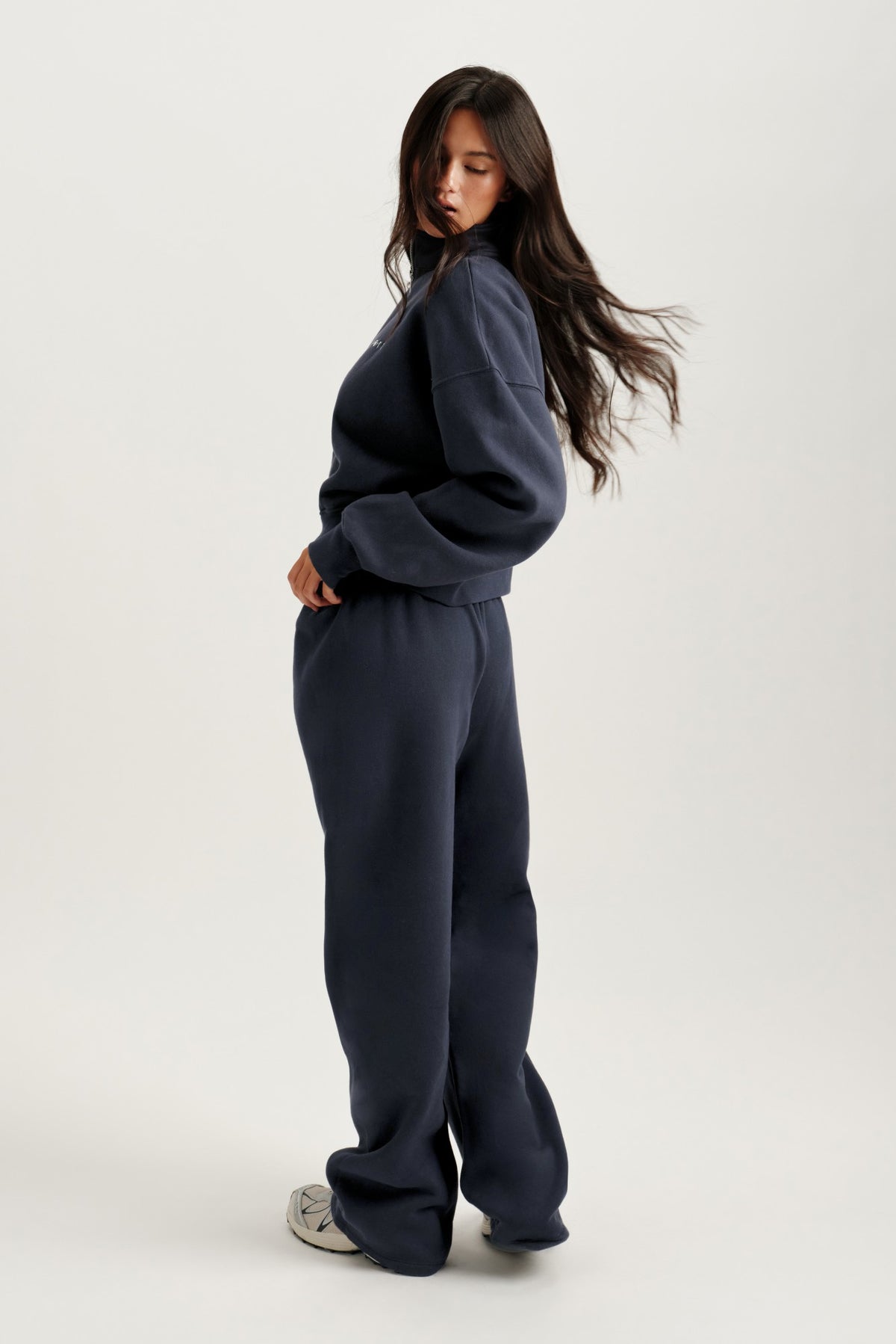 MIDWEIGHT SWEATS STAPLE SET FUNNEL ZIP - INDIGO | SET ACTIVE Classic