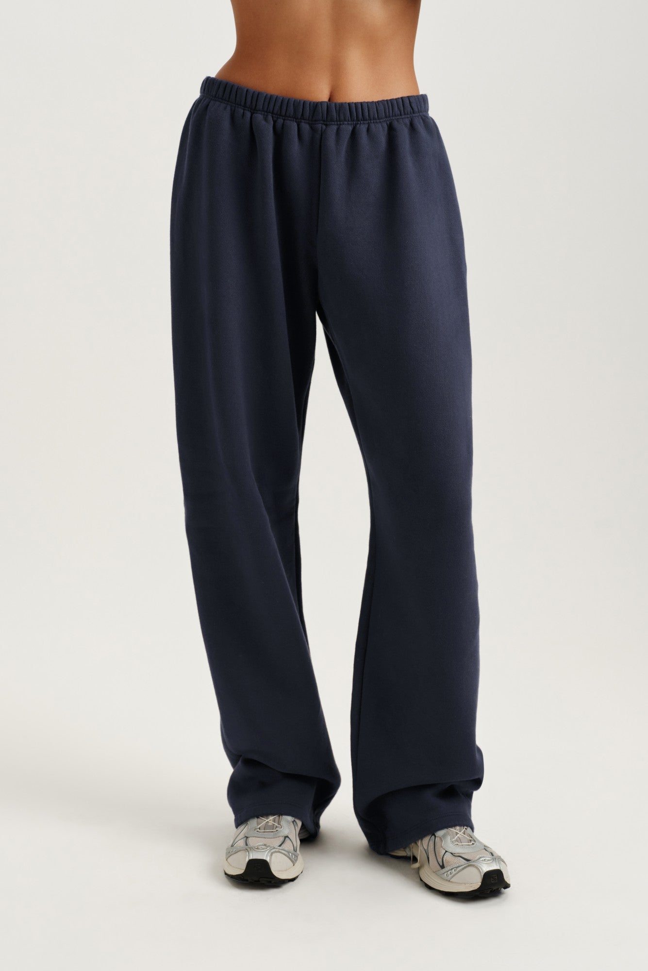MIDWEIGHT SWEATS STAPLE STRAIGHT LEG SWEATPANTS - INDIGO | SET ACTIVE Featured